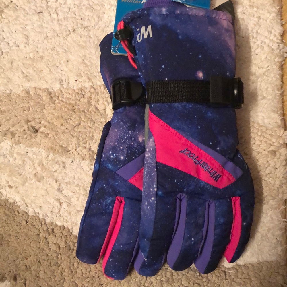 Women’s WinterProof Ski gloves size M/L